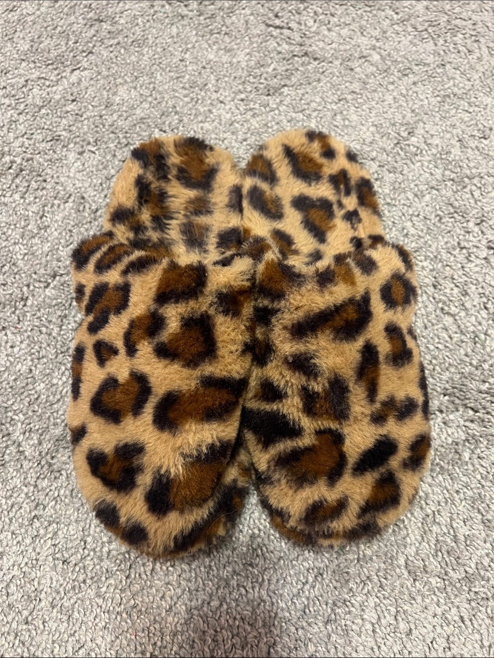 Faux Fur Leopard Print Women's Slipper - Brown